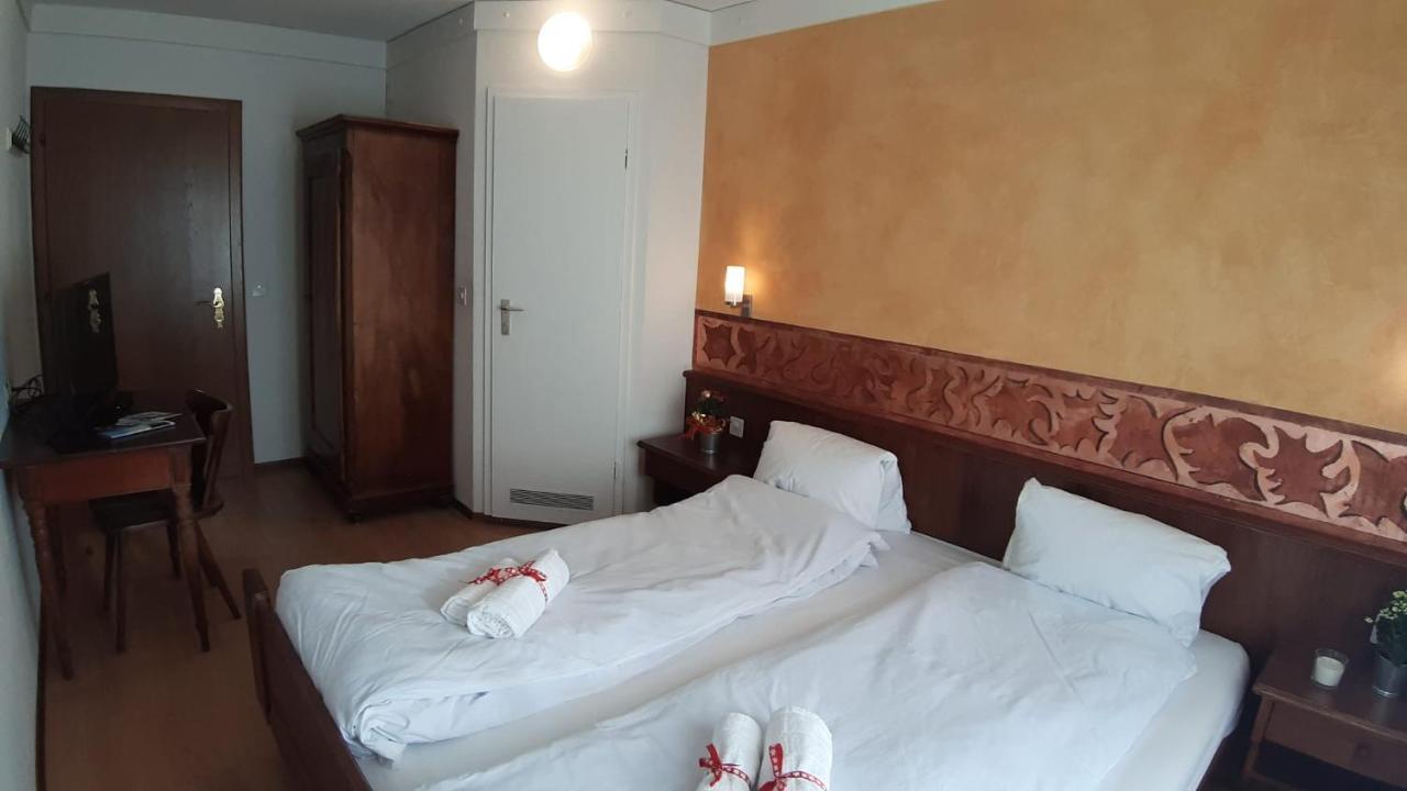 Hotel Post Cunter Biancardi Савоньїн Екстер'єр фото