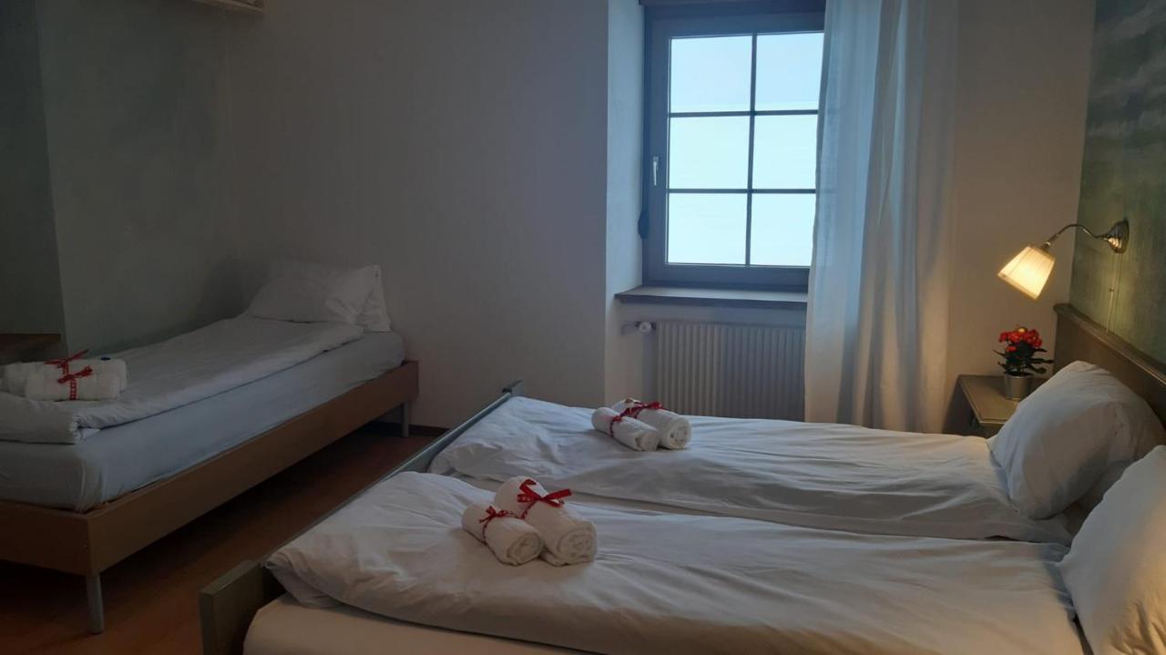 Hotel Post Cunter Biancardi Савоньїн Екстер'єр фото