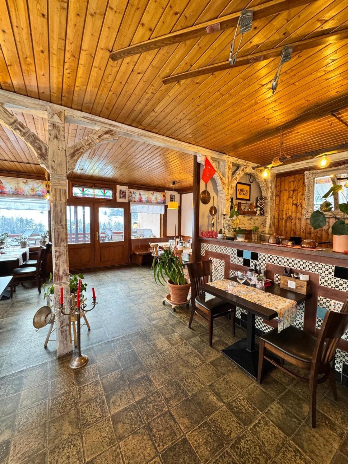 Hotel Post Cunter Biancardi Савоньїн Екстер'єр фото
