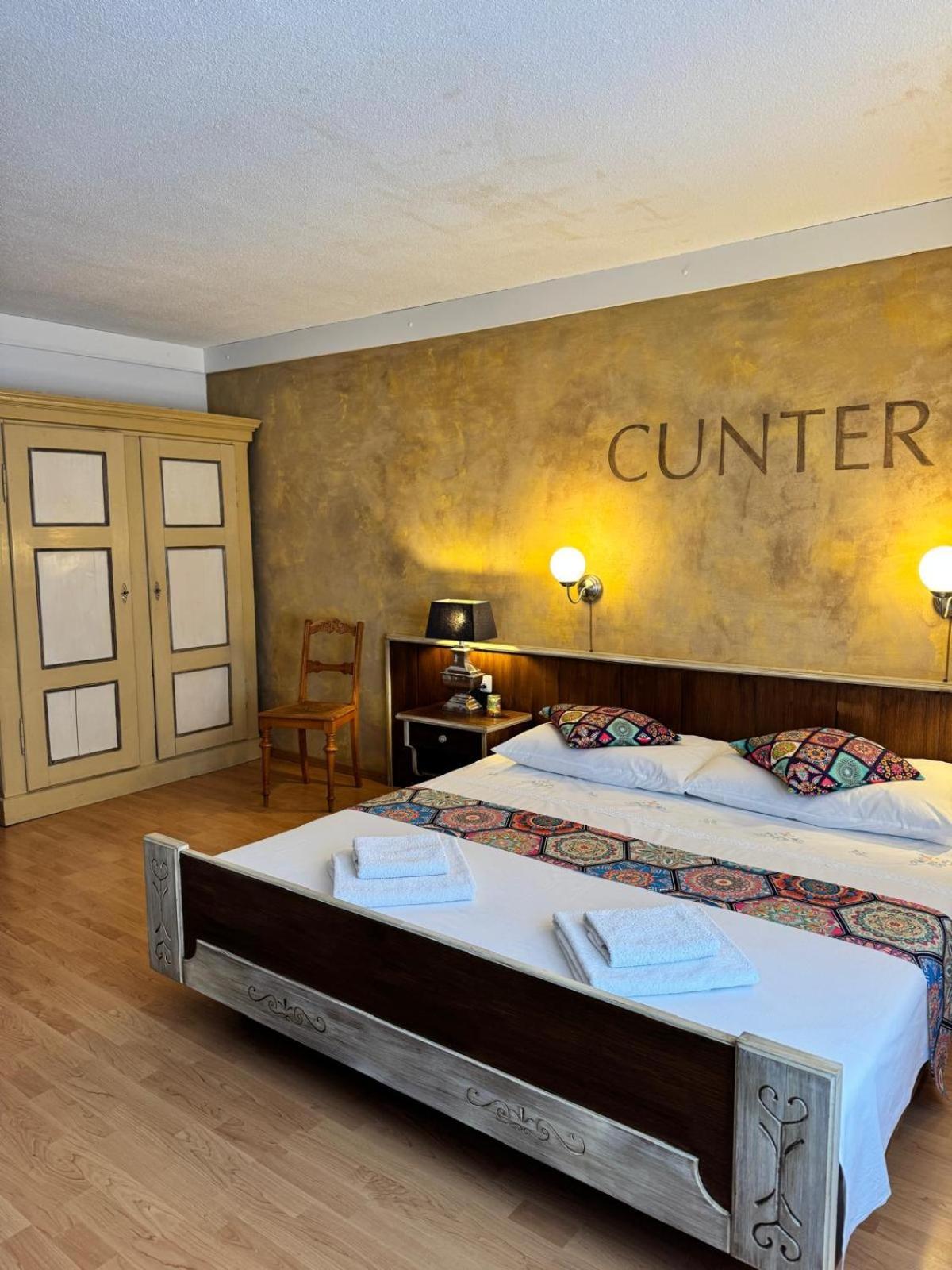 Hotel Post Cunter Biancardi Савоньїн Екстер'єр фото