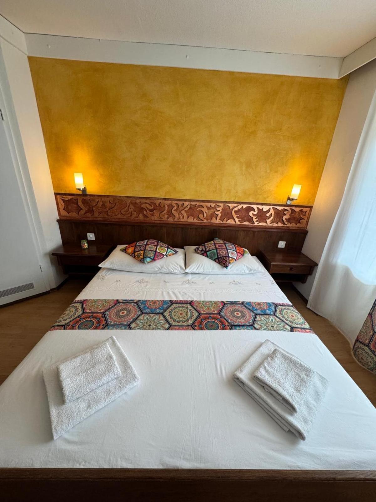 Hotel Post Cunter Biancardi Савоньїн Екстер'єр фото